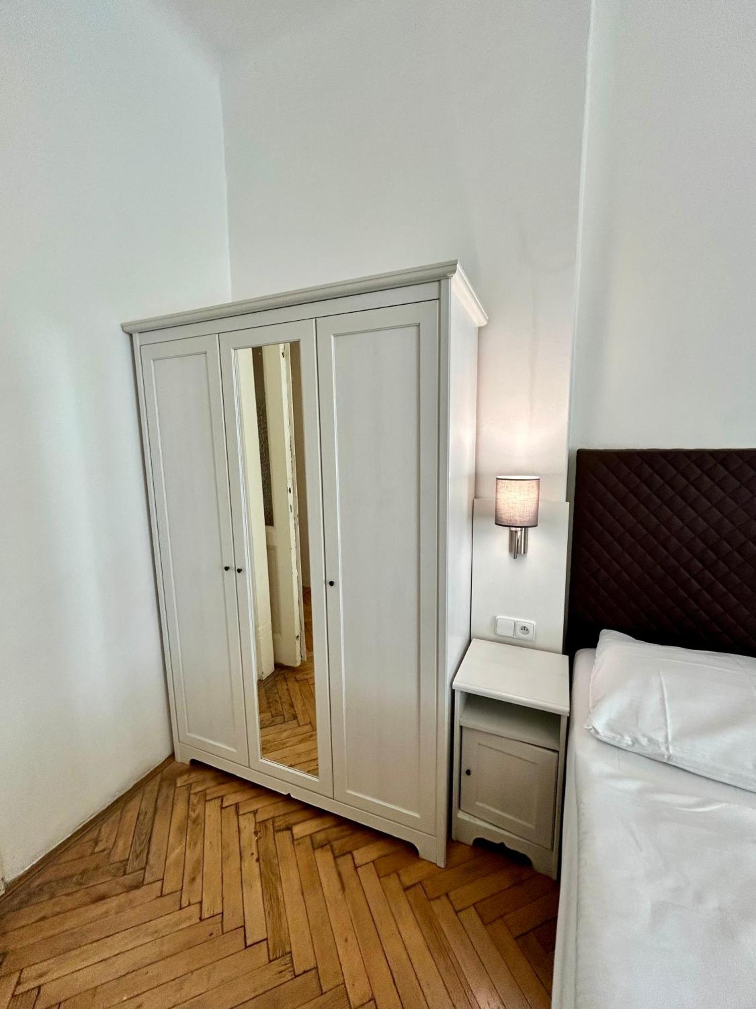 Exclusive Praha